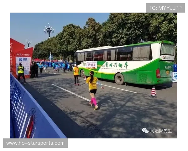 马拉松的“收容车：被关门跑者的移动收容所
